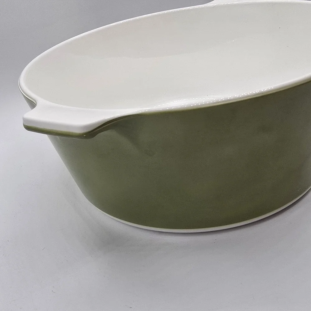 Vintage Corning Ware Avocado Green 2.5QT Casserole Dish P-702 1/2-B‎